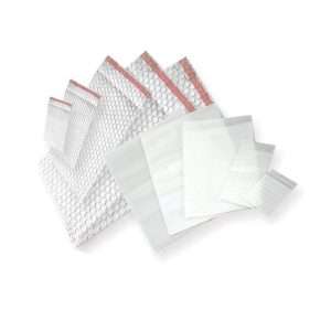 Sachets bulle transparents à rabat adhésif, plusieurs formats
